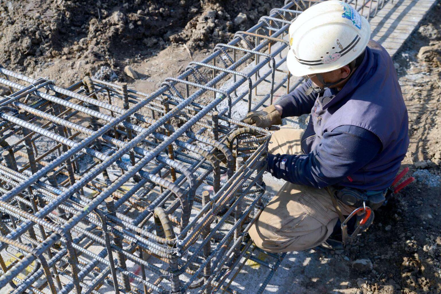 Đơn hàng: HÀN VÀ THI CÔNG LẮP GHÉP CỐT THÉP, BUỘC SẮT